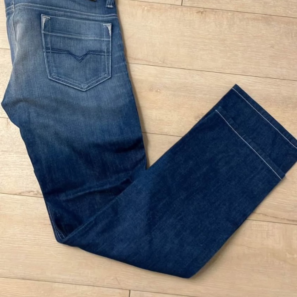 Diesel Safado ORZ33 30 x 32 Never Worn. NWOT. Slim Straight fit.